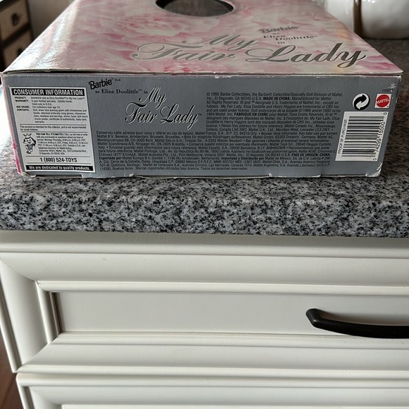 💕Barbie💕 as Eliza Doolittle from My Fair Lady Embassy Ball Doll 1995 - Picture 8 of 8